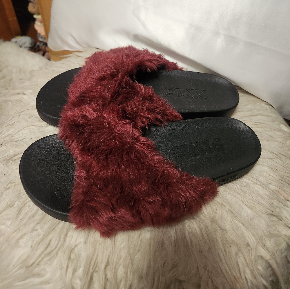 PINK Victoria's Secret Women's Fuzzy Burgundy Slides
